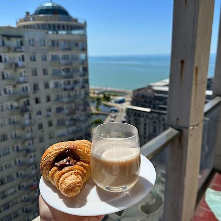 Удобные Апартаменты С Видом На Море باتومي المظهر الخارجي الصورة