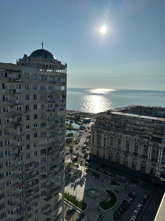 Удобные Апартаменты С Видом На Море باتومي المظهر الخارجي الصورة
